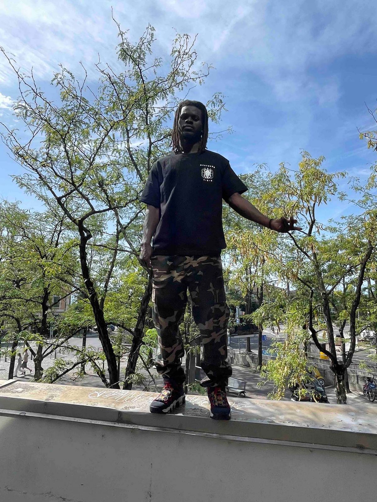 NYATHERA 369 Black T-shirt