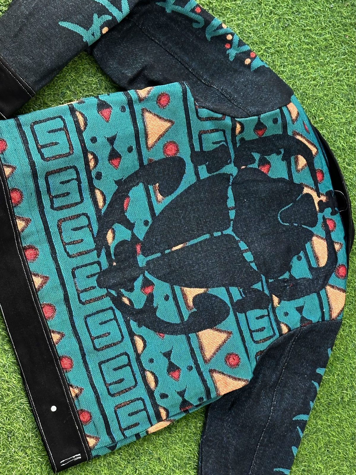 DUALITY JACKET 🪲 (Limited Edition)