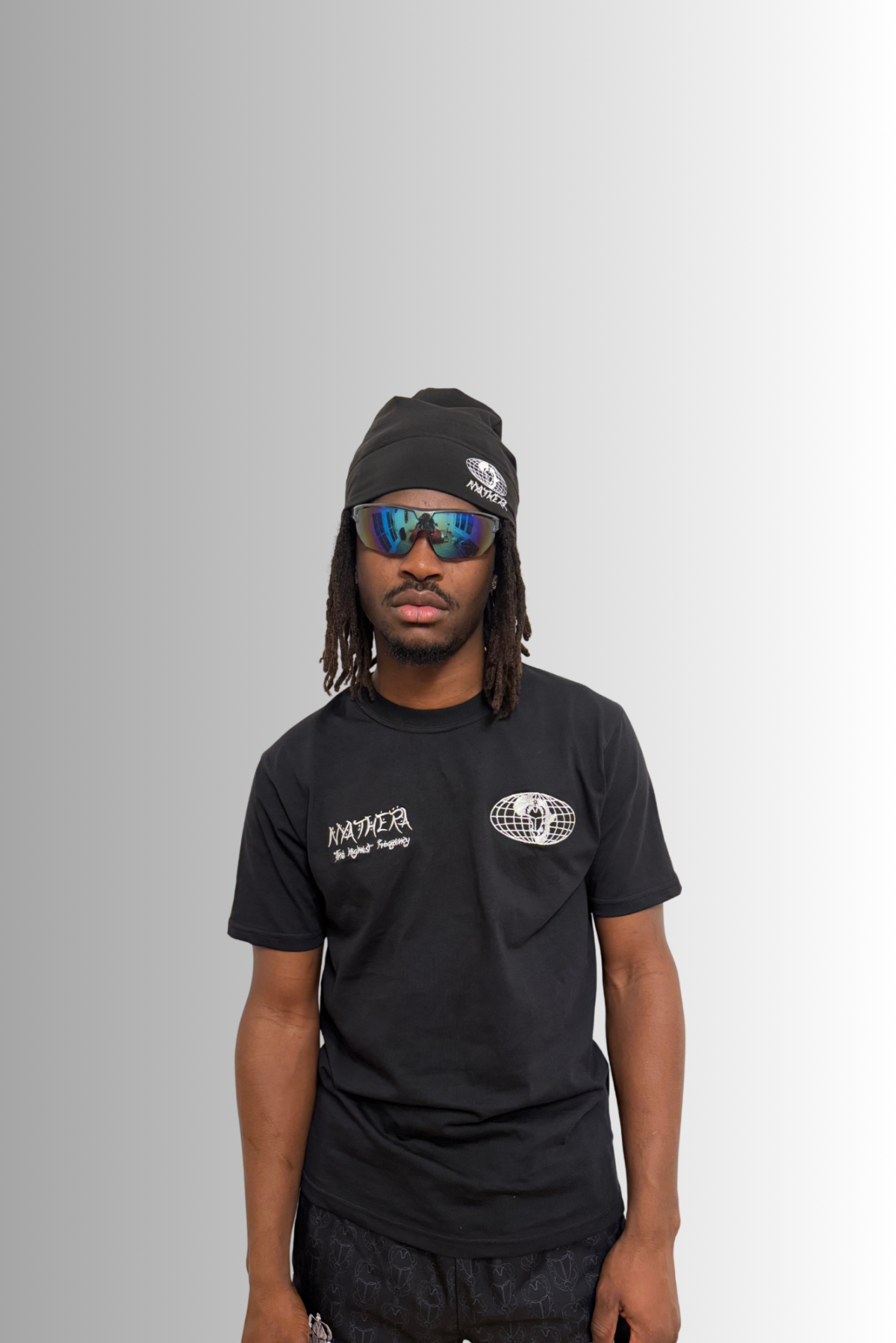 NYATHERA Black T-shirt